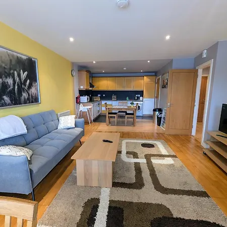 12 Courthouse Square Clifden