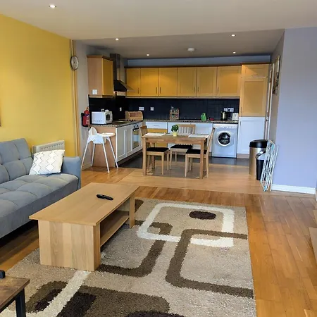 12 Courthouse Square Clifden