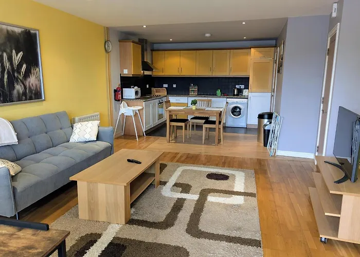 12 Courthouse Square Clifden